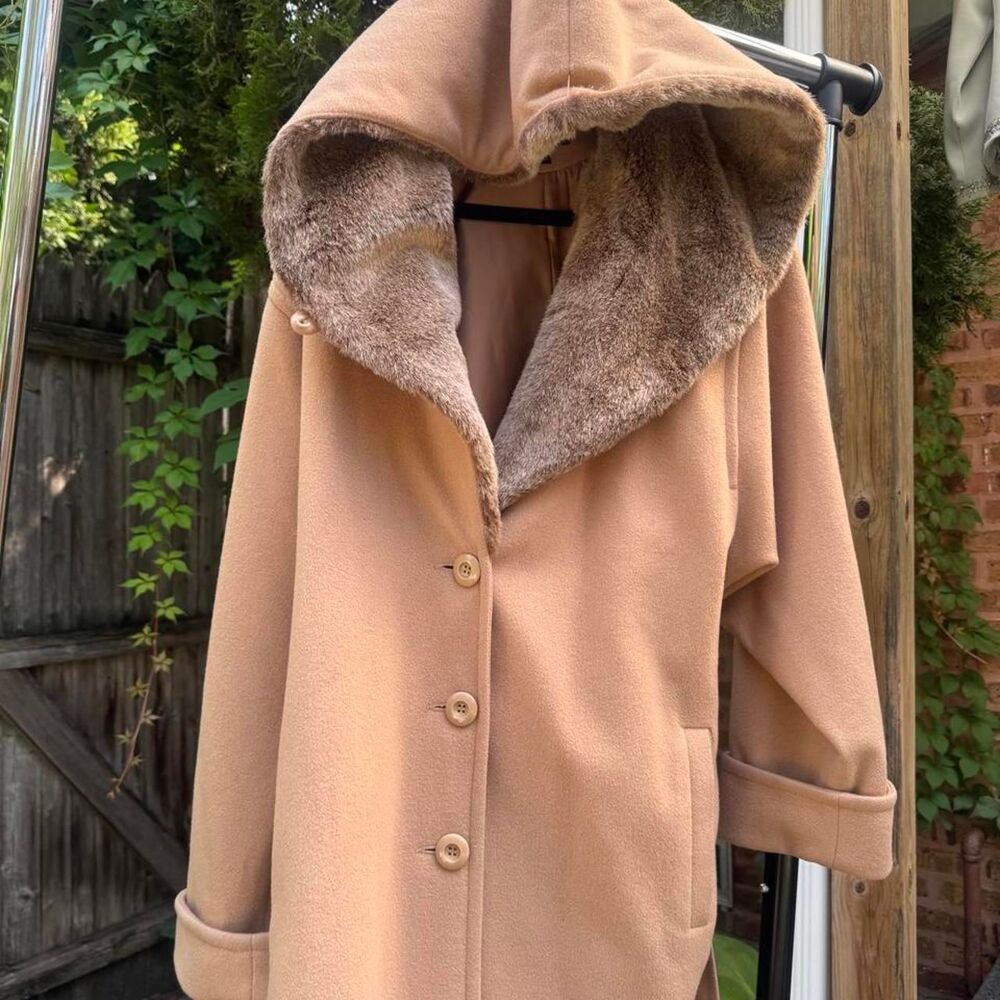 Donnybrook Women's Tan and Brown Coat
